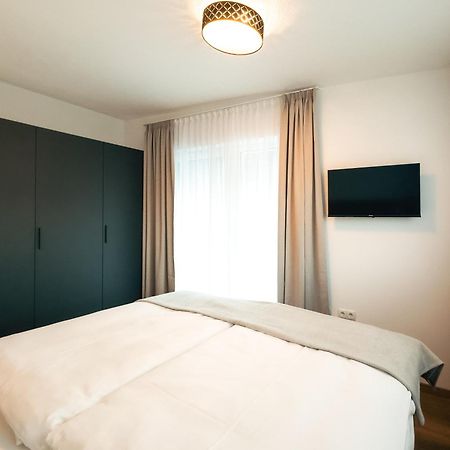 Alpenluxus Presents - Marias Zillertalblick With Roof Terrace, 3 Bedrooms & Parking Space Schlitters Extérieur photo