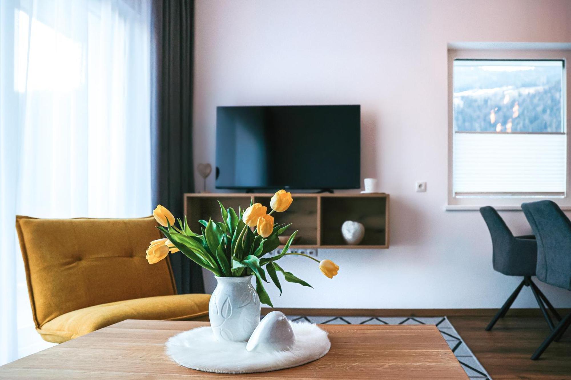 Alpenluxus Presents - Marias Zillertalblick With Roof Terrace, 3 Bedrooms & Parking Space Schlitters Extérieur photo